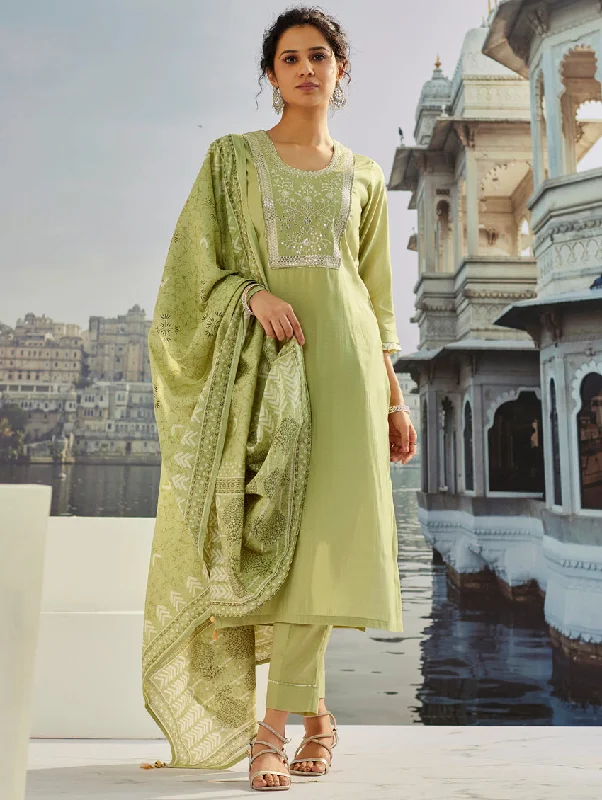 Embroidered Modal Silk Suit Set 3881