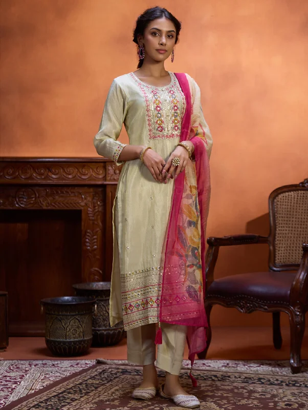 Embroidered Shimmer Silk Suit Set 4062