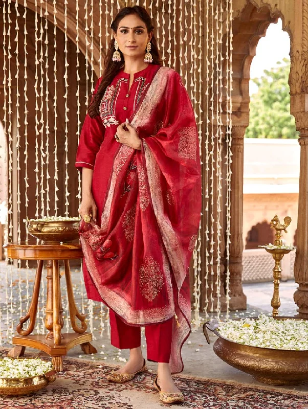 Maroon Embroidered Silk Suit Set 3773