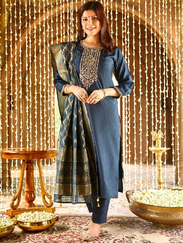 Embroidered Silk Suit Set 3788