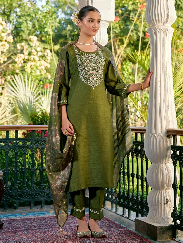 Embroidered Silk Suit Set 3836