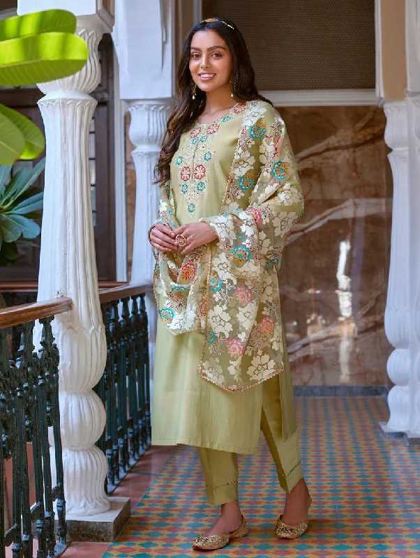 Embroidered Silk Suit Set 3843