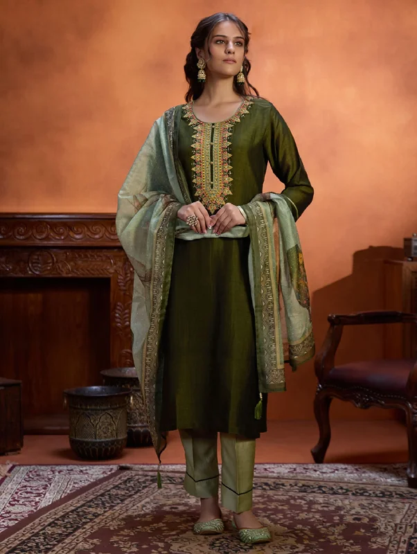 Embroidered Viscose Silk Suit Set 4045