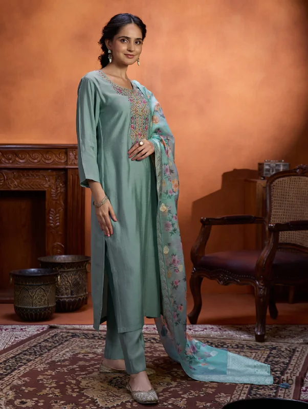 Embroidered Viscose Silk Suit Set 4070