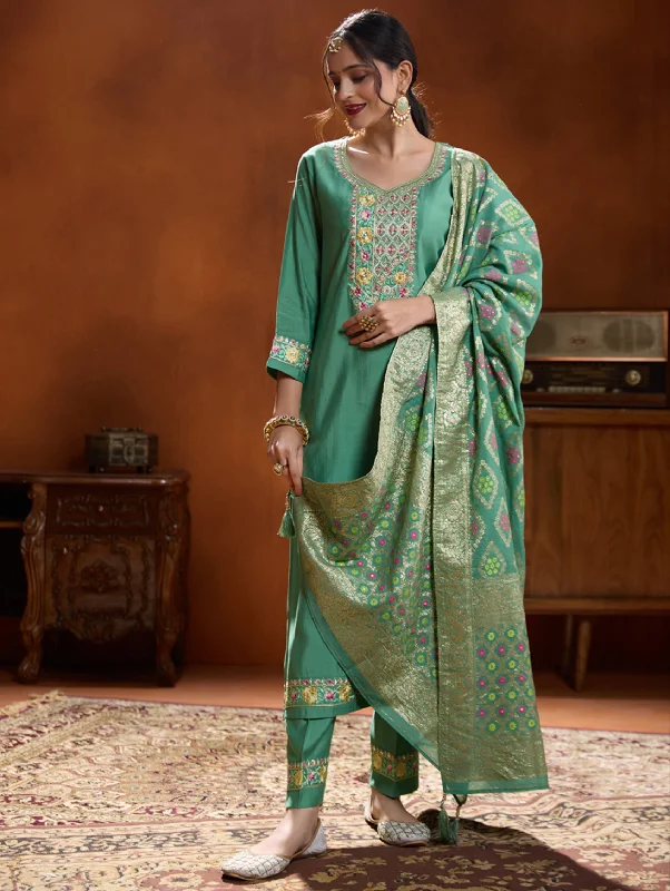 Embroidered Viscose Silk Suit Set 4079