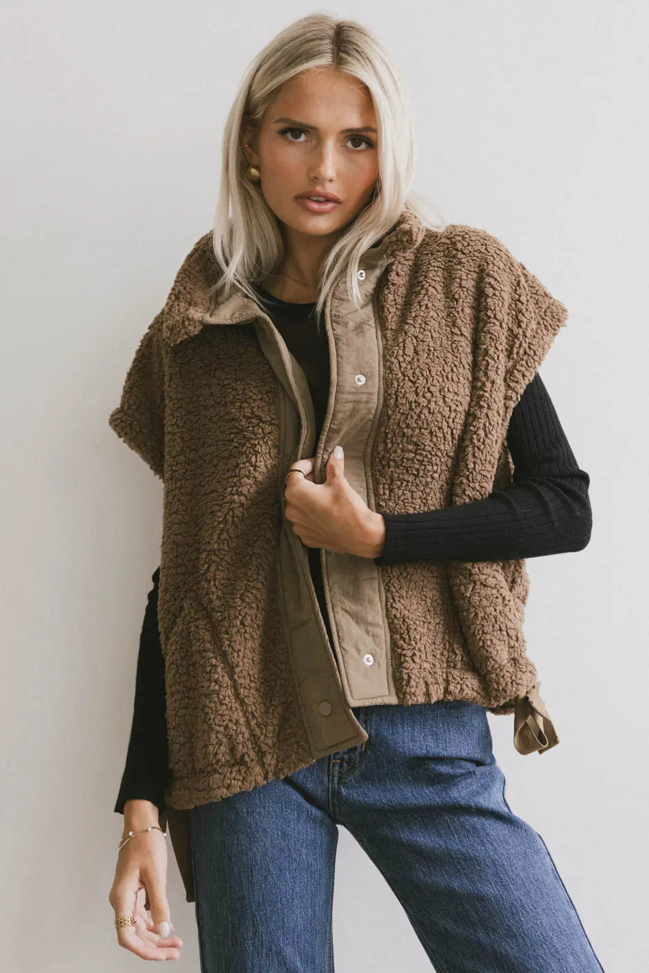 Johanna Sherpa Vest in Brown